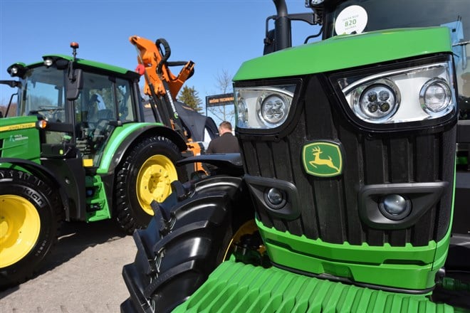 Deere Rebounds on Earnings Beat, But Uphill Battle Remains